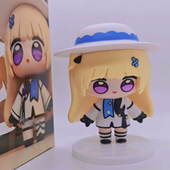 Phoebe chibi figurine